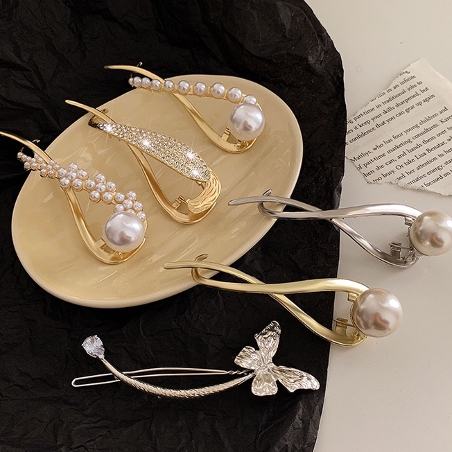 Kẹp Tóc Nữ Đính Ngọc Trai Thời Trang 2023