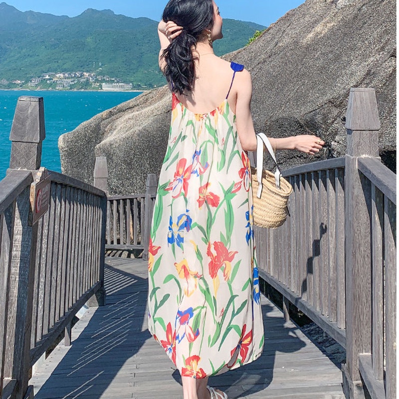 Đầm đi biển dáng rộng in họa tiết thời trang nữ tính