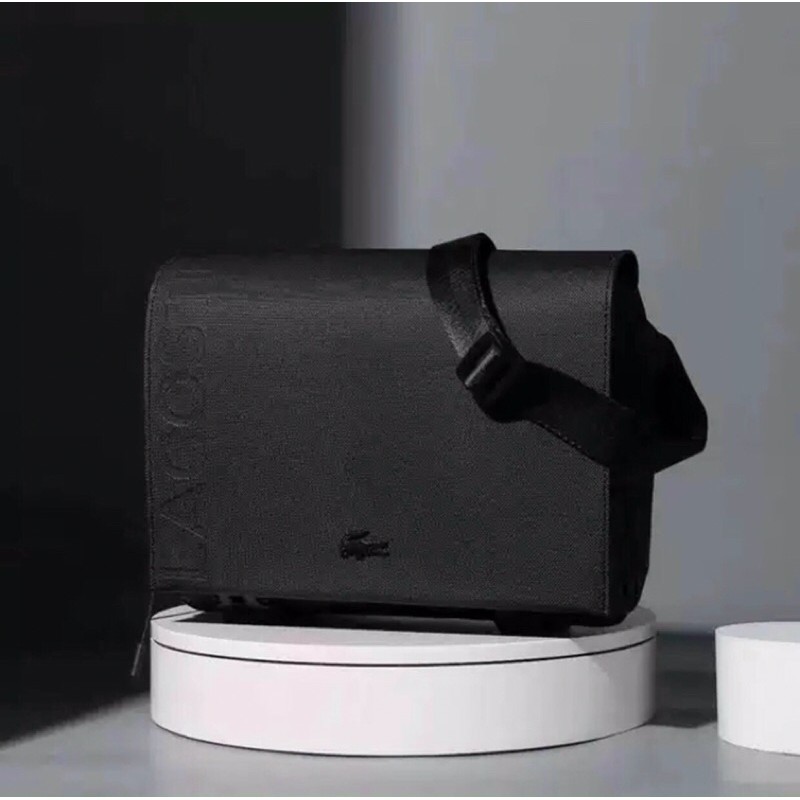 Túi lacoste đeo chéo for men