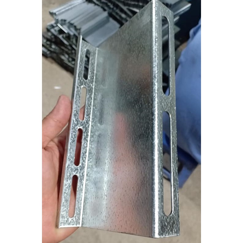 Bát z - khung giá đỡ tấm pin năng lượng mặt trời