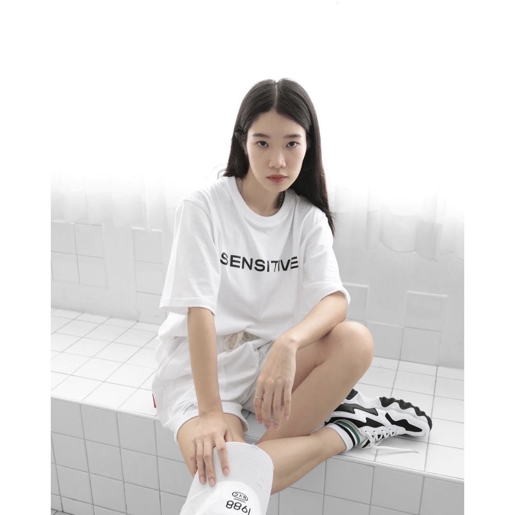Áo Thun SENSITIVE 1SECOND Chất Liệu Cotton 100%. Kiểu Dáng Unisex Form Rộng | BigBuy360 - bigbuy360.vn