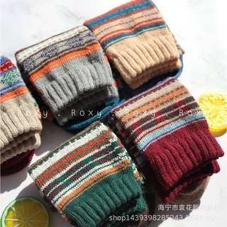 Tất thổ cẩm sọc ngang