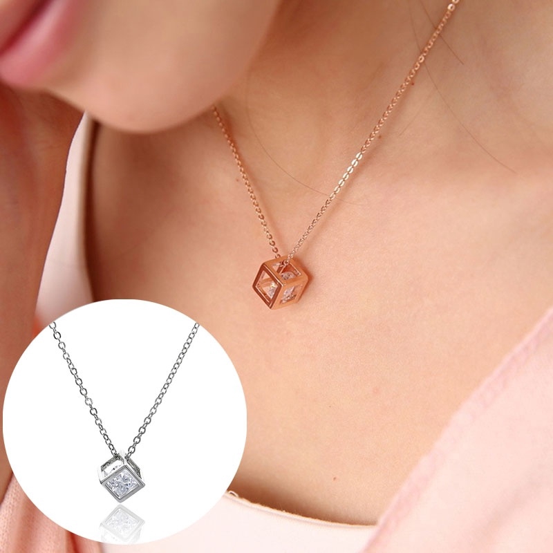 Dây Chuyền Hợp Kim Mặt Hình Vuông Đính Đá Xinh Xắn Cho Nữ