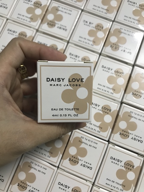 Nước hoa Mini Marc Jacobs Daisy Love 4ml | BigBuy360 - bigbuy360.vn