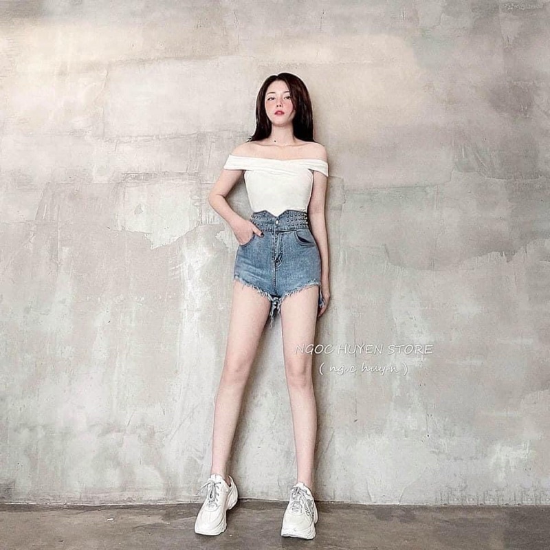 Quần short bò dây xích đính ngọc cạp siêu cao (new)
