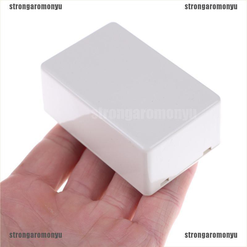 Hộp Nhựa Đựng Ổ Cắm 70x45 X 30mm