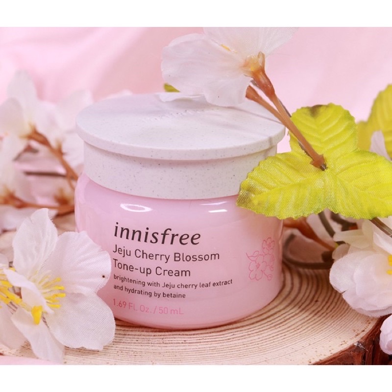 KEM DƯỠNG TRẮNG DA / INNISFREE TONE UP / Kem Dưỡng Trắng Da Nâng Tone Tức Thì Innisfree Jeju Chery