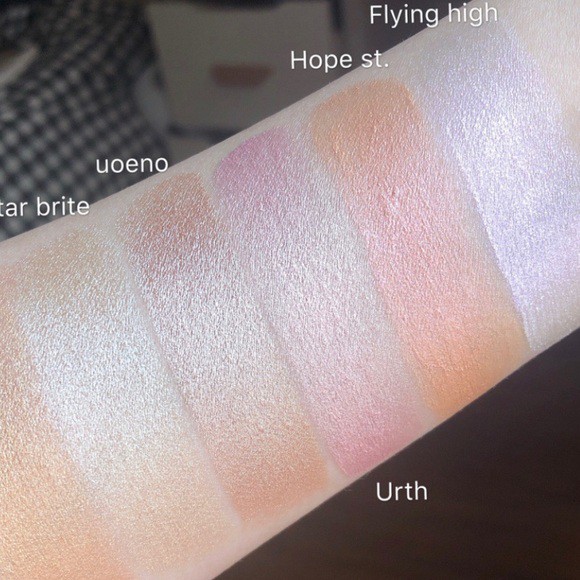 Phấn bắt sáng dạng thỏi Colourpop Lite Stix