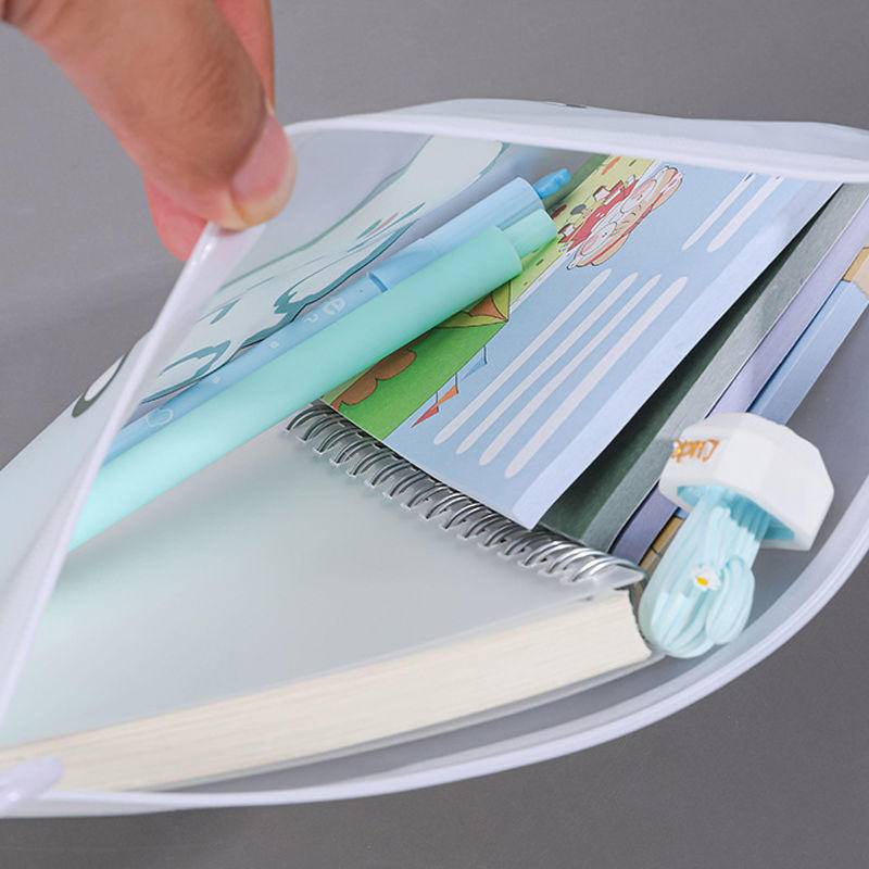 ⭐ iLado ⭐  Hộp bút chì thiết kế chia nilong chủ đề nhân vật túi zip nhỏ động vật hộp vải đựng đồ Hộp đựng hộp bút hologram bút cute theme bọc zip tiểu an văn phòng phẩm Đa Dụng túi đựng đồ dùng cá nhân hình