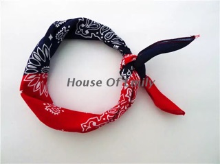 Khăn bandana 2 màu.
