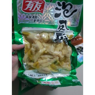 Chân gà cay yuyu 180g