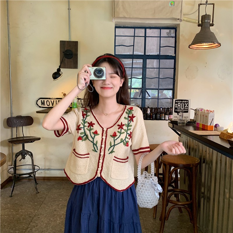 (ORDER) Áo len đan móc nữ thêu hoa vintage cổ V nhẹ nhàng style Boho 558