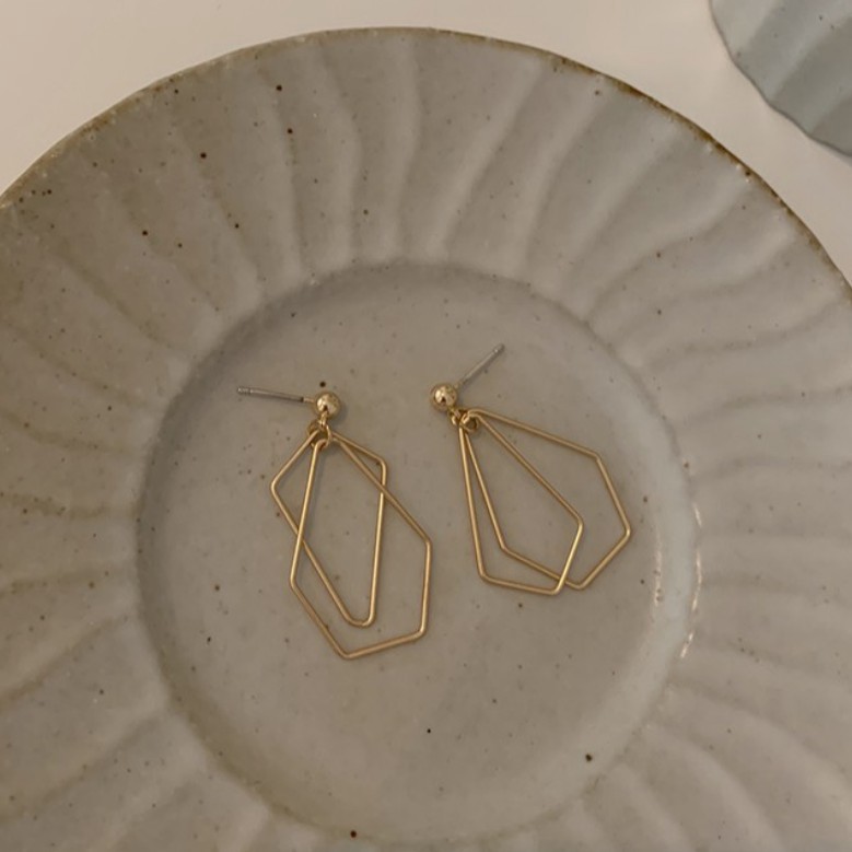 Khuyên Tai C55 Kiểu Bất Đối Xứng Phong Cách Hàn Quốc Trẻ Trung Dành Cho Phụ Nữ