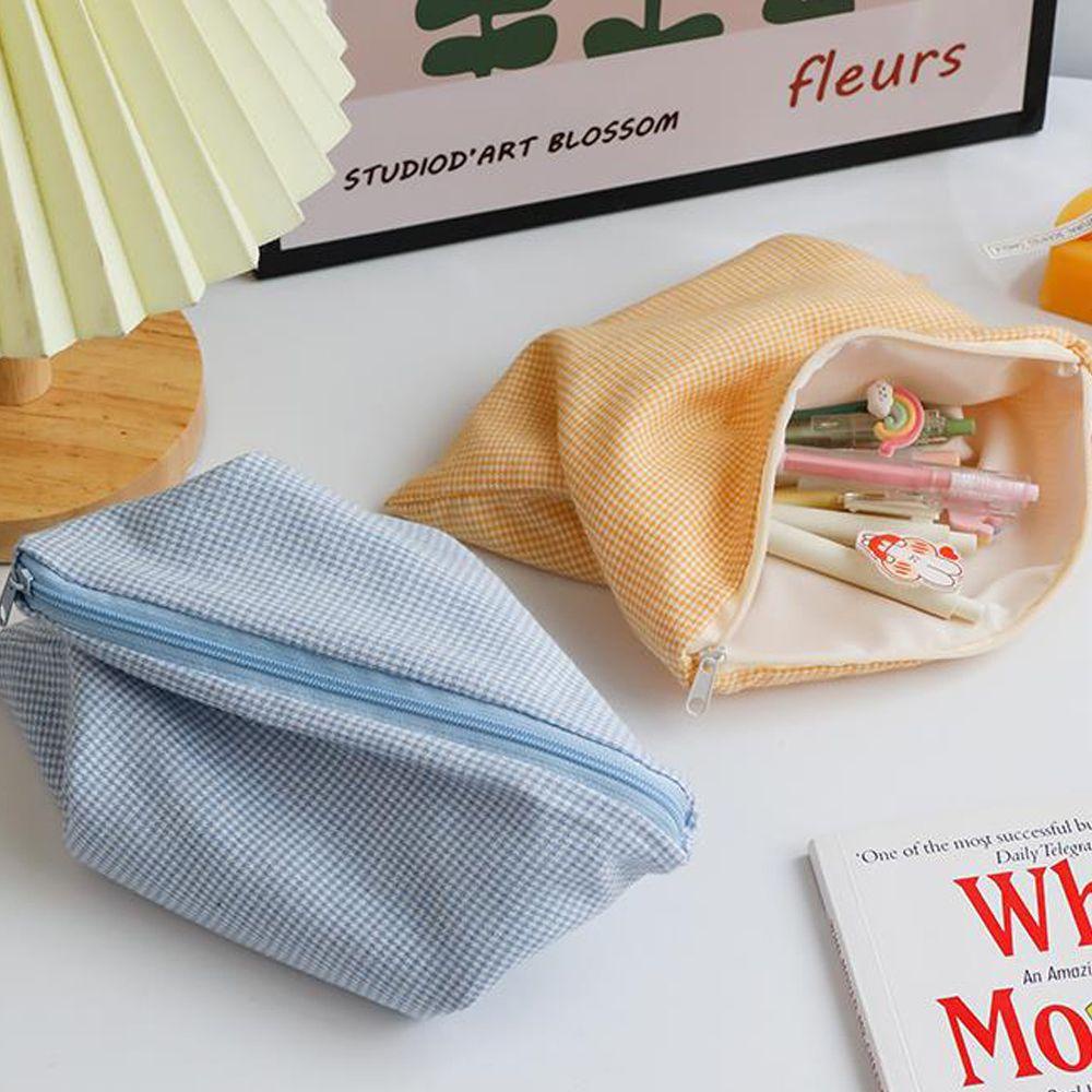 Túi Đựng Đồ Trang Điểm Màu Kem Sức Chứa Lớn Họa Tiết Sọc Caro Dễ Thương Cho Nữ