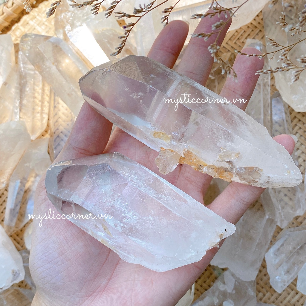 Tinh thể đá thạch anh trắng ( Clear Quartz ) dùng trong Reiki, đá thanh tẩy, phong thủy