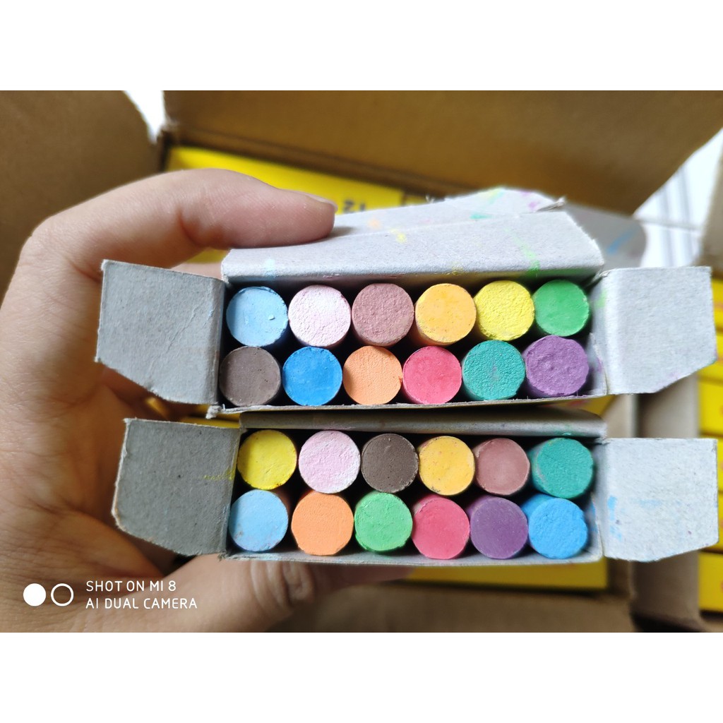 Phấn viết bảng HI CHALK 12 cây màu như hình