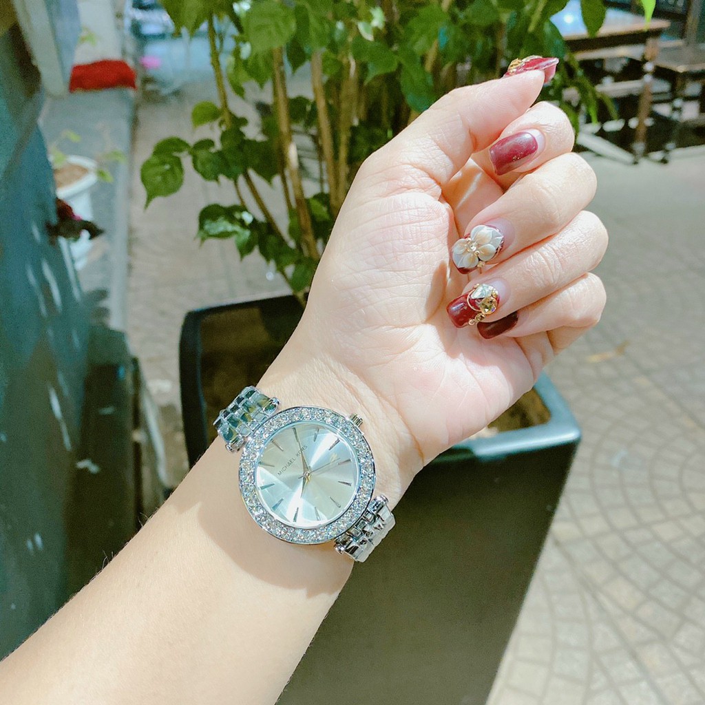 Đồng hồ nữ Michael kors MK46 viền đính đá sang trọng đẳng cấp