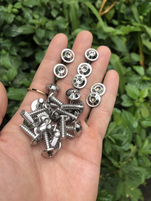 Ốc xoắn inox 5li15   - dàn áo Ya