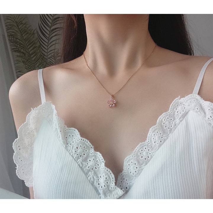 DÂY CHUYỀN TITAN VÀNG 24K MẶT BÔNG HOA ĐÍNH ĐÁ TN205 siêu đẹp, bền màu, chuẩn thời trang