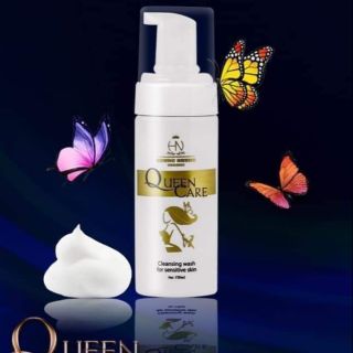 Khít_hồng_thơm_chăm sóc cô bé toàn diện bằng bọt vệ sinh vùng kín queen care