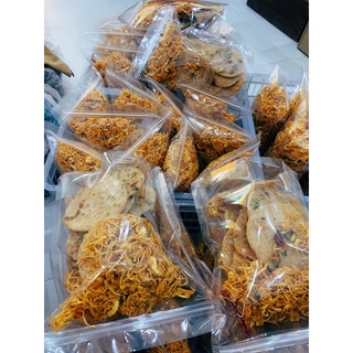 CƠM CHÁY LẮC KHÔ GÀ