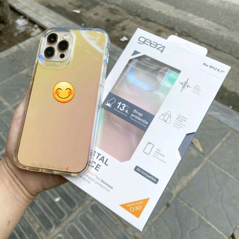 Ốp GEAR4 lưng kính viền dẻo đổi màu iPhone 13 Pro max 13 13 pro 12 Pro Max 11 11 Pro Max