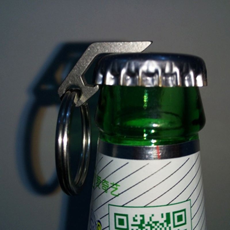 Móc Khóa Kèm Đồ Khui Nắp Chai Mini Bằng Titan Tiện Dụng