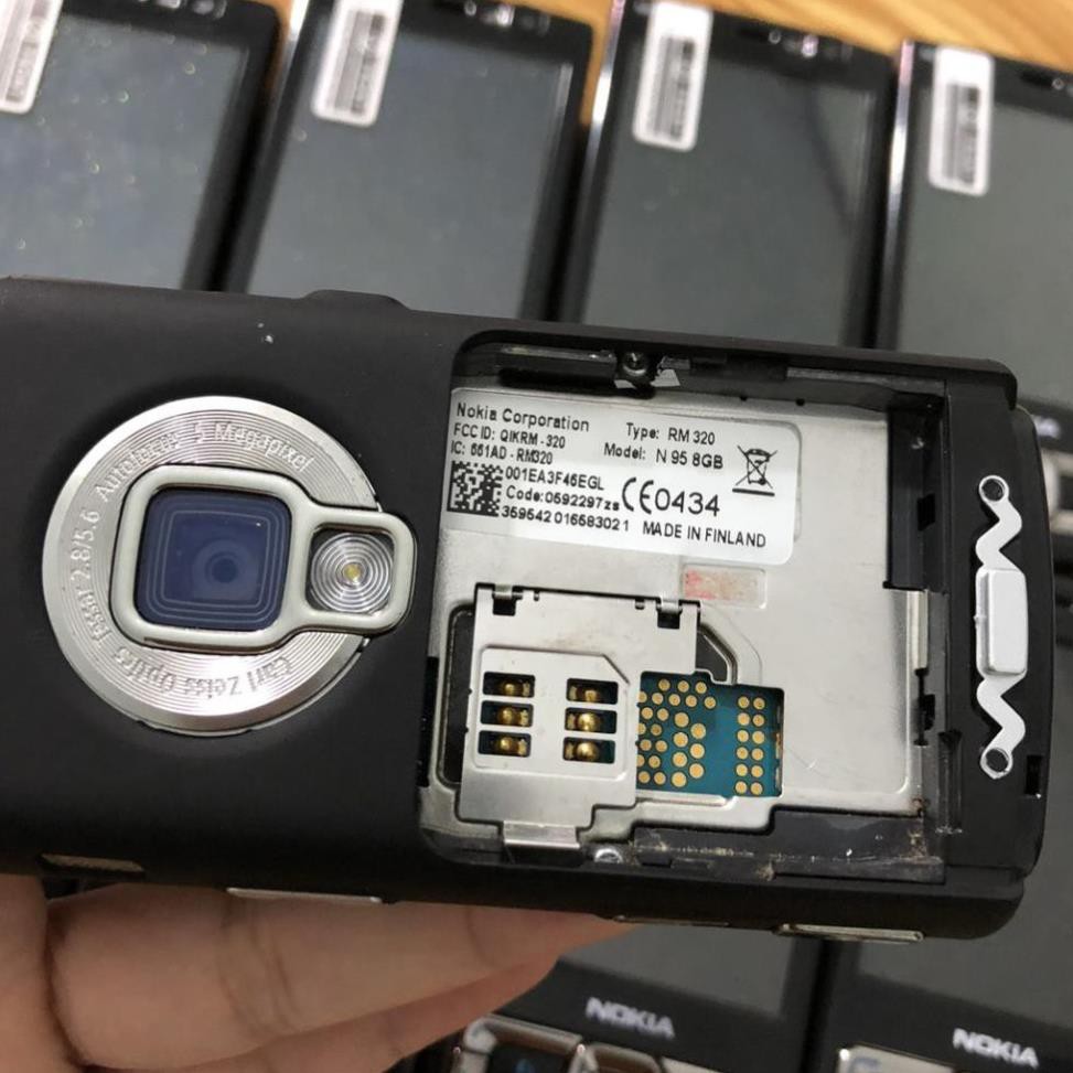 Rẻ vô địch- Nokia N95 8GB nguyên zin 99%