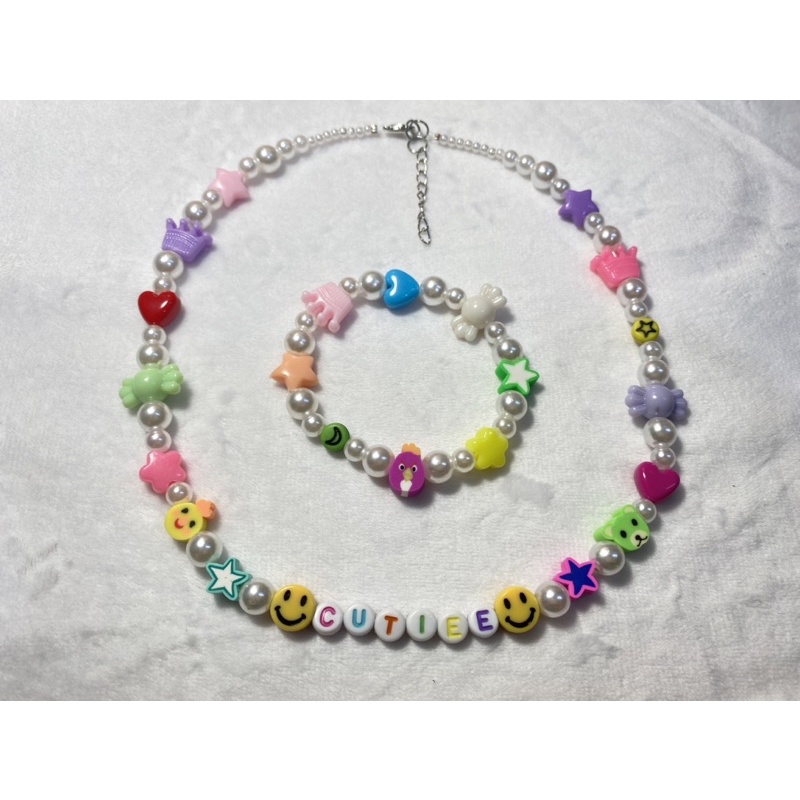 Vòng làm theo yêu cầu