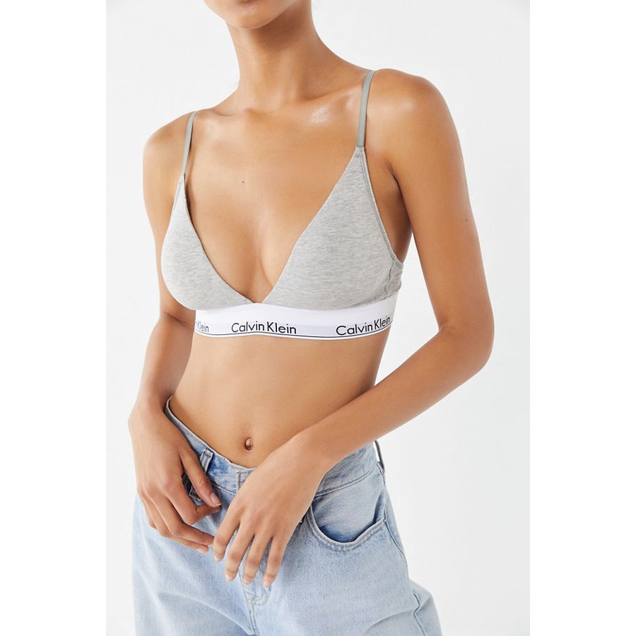 Áo Ngực Thể Thao QF5650 Có Mút Đệm