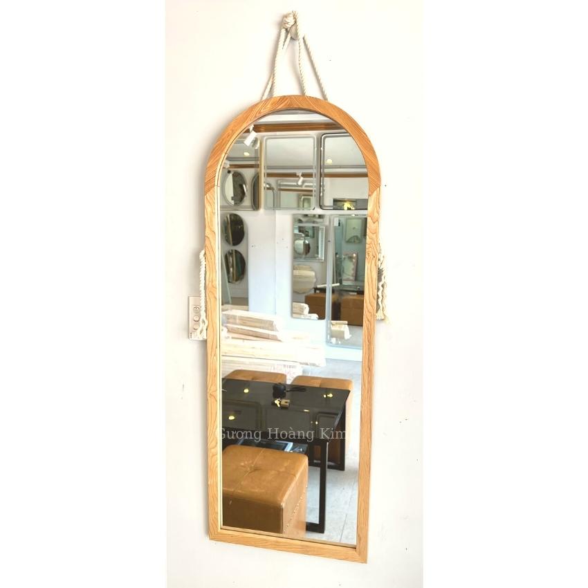 Gương soi toàn thân khung gỗ có chân, gương mái vòm nịnh dáng giá rẻ kích thước 45x120cm guonghoangkim mirror KG0001