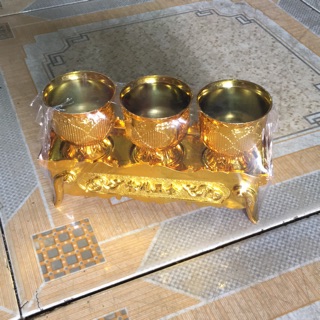 Ly cúng bàn thờ 3 ly