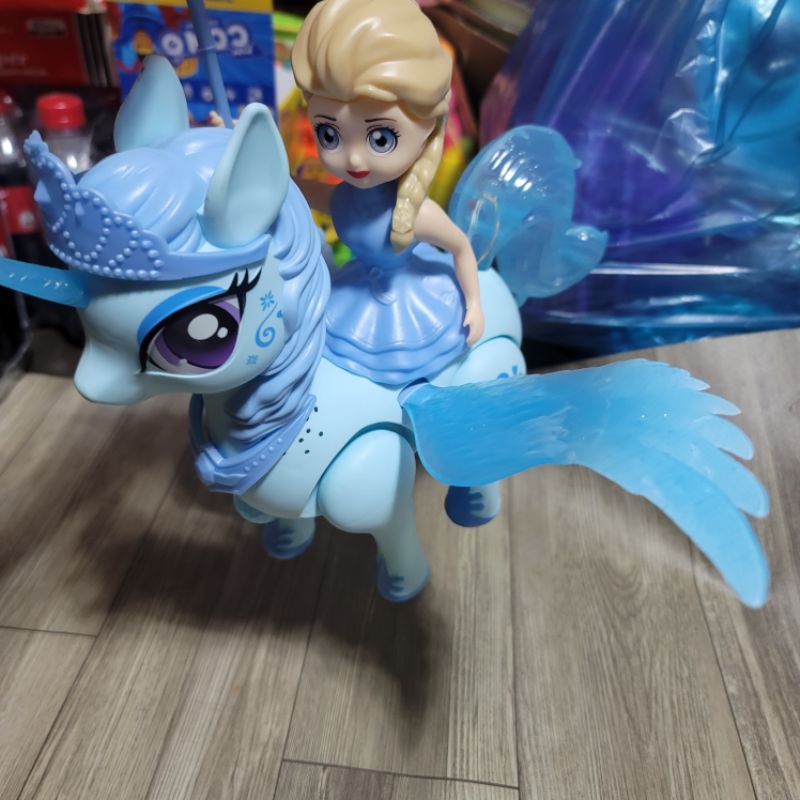 Lồng đèn trung thu búp bê elsa cỡi ngựa pony có cánh thiên thần màu xanh cực đẹp có đèn nhạc cho bé