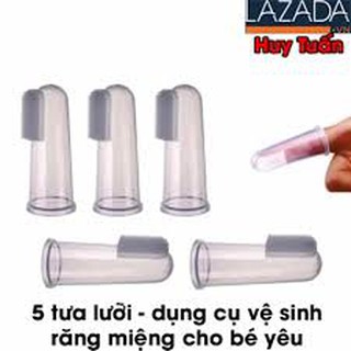 dụng cụ vệ sinh răng miệng cho bé!