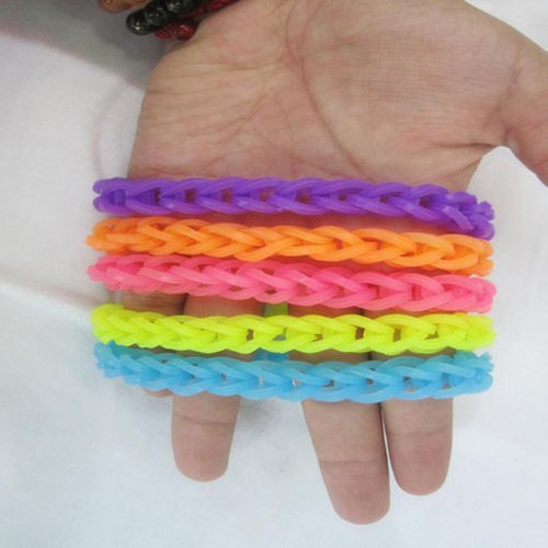 Bộ 600 dây thun cao su nhiều màu tự thắt vòng tay