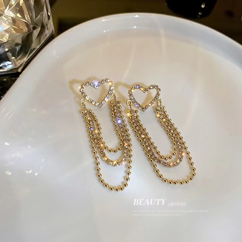 Khuyên Tai Tua Rua Hình Trái Tim Thời Trang Cho Nữ