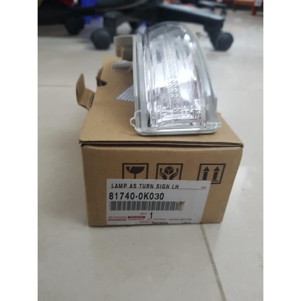 Đèn xi nhan gương toyota Innova 2016-2020