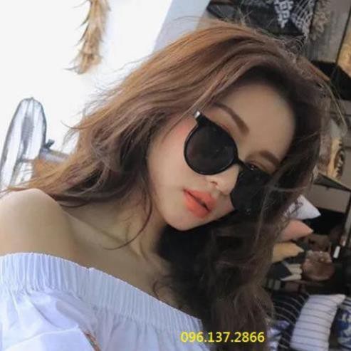 Kính mát thời trang nữ màu đen hiện đại trẻ trung AA | BigBuy360 - bigbuy360.vn