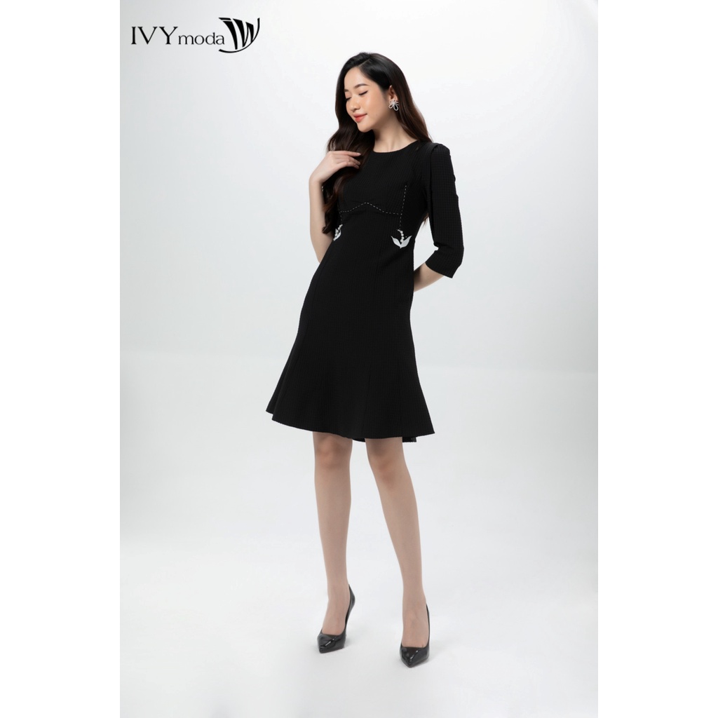 Đầm ôm dập nổi IVY moda MS 48B9069