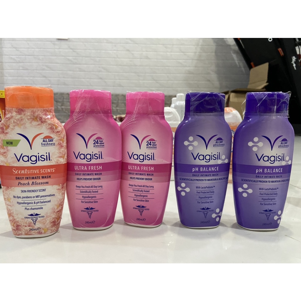 Dung dịch nước vệ sinh phụ nữ Vagisil 240ml (hàng úc)