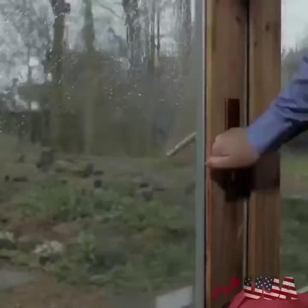 Ô GẤP NGƯỢC ĐI Ô TÔ KIỂU NHẬT