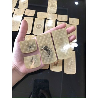 Miếng dán da thép 8800 hình ngựa mạ vàng