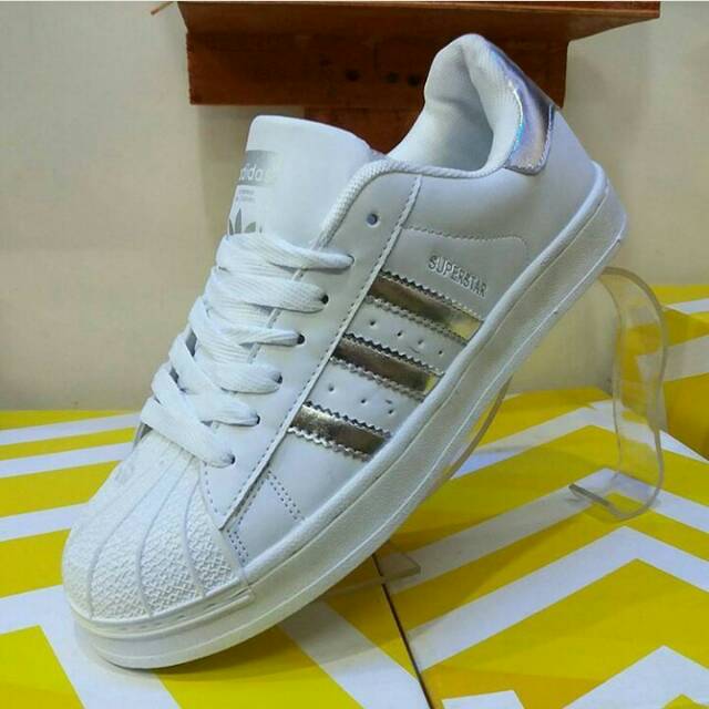 Giày Thể Thao Adidas Superstar Sol Chính Hãng Cá Tính Cho Nam Nữ