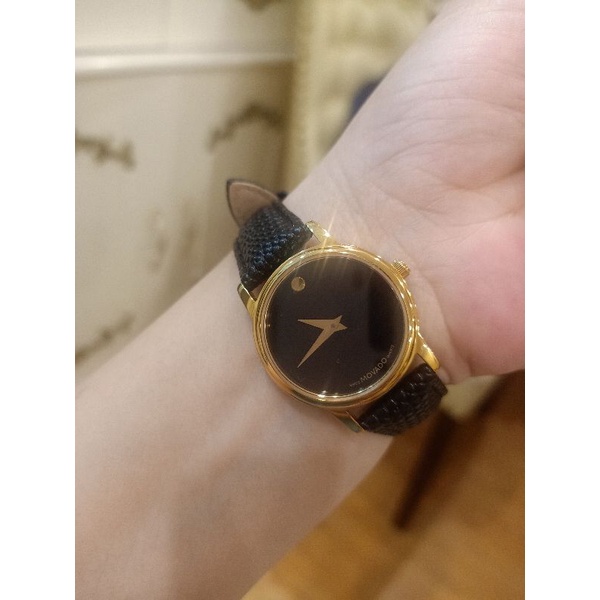Đồng hồ Nhật nữ Movado