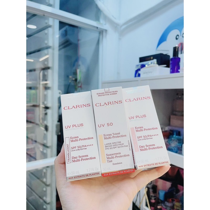 Chống nắng Clarins