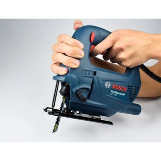 Máy cưa lọng Bosch GST 700