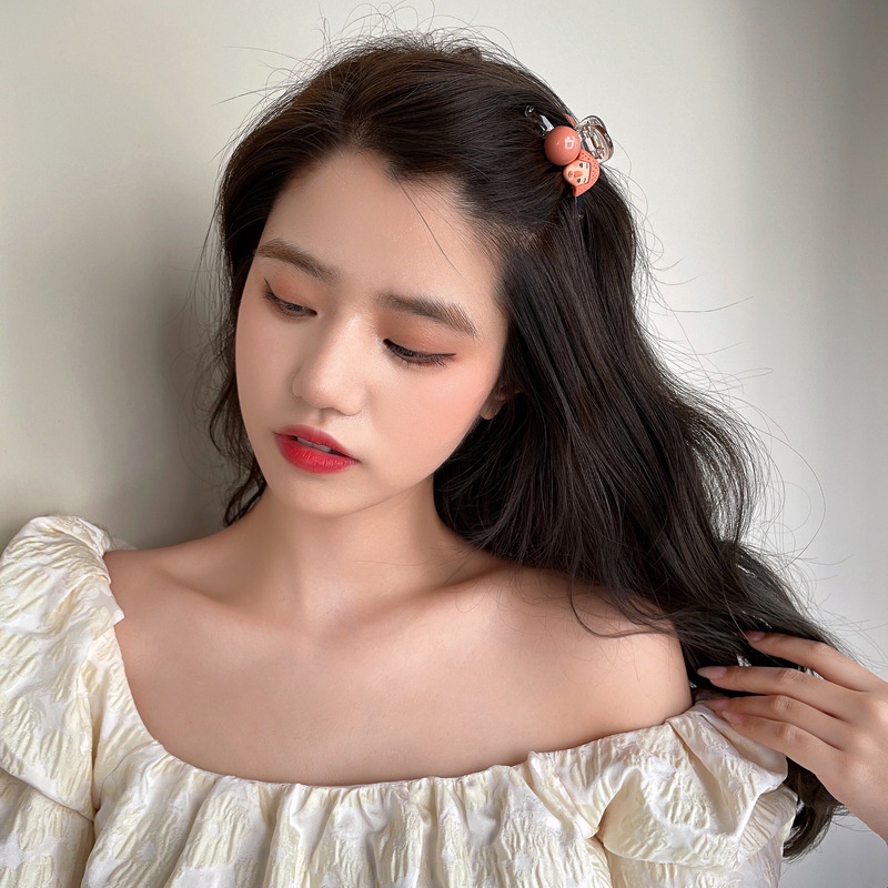 Kẹp tóc hình cá mập dễ thương cho nữ