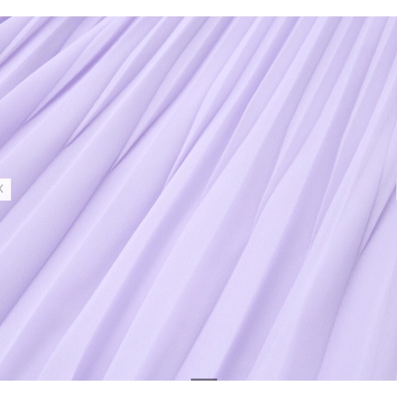 VÁY XẾP LY UNIQLO