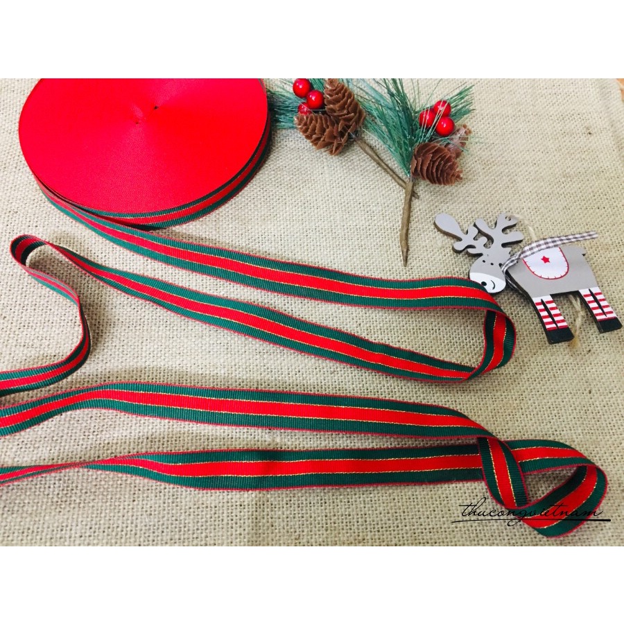 Dây ruy băng Giáng Sinh