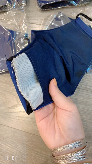 Khẩu trang vải hoạt tính | BigBuy360 - bigbuy360.vn